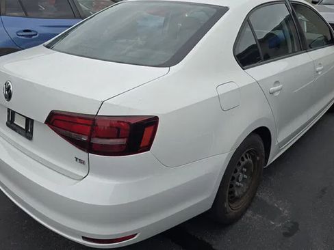 Used 2016 Volkswagen Jetta S FWD image 3