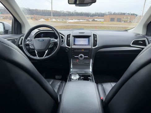 Used 2019 Ford Edge Titanium w/ Equipment Group 301A image 22