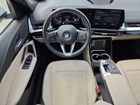Used 2025 BMW X1 xDrive28i AWD/4WD image 13