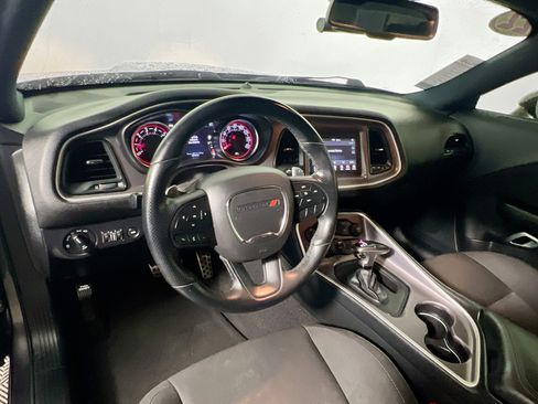 Used 2022 Dodge Challenger R/T RWD image 30