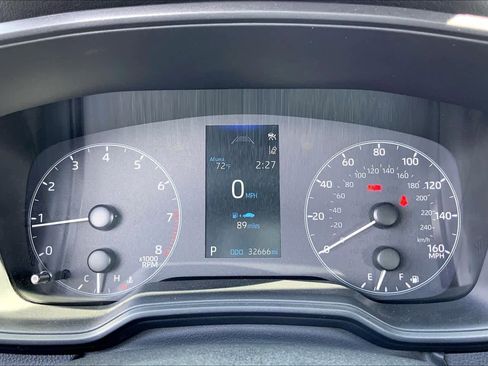 Certified 2024 Toyota Corolla SE image 25