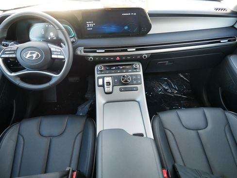 Used 2025 Hyundai Palisade SEL image 10