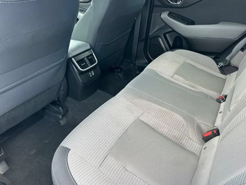 Used 2023 Subaru Outback Premium AWD/4WD image 4