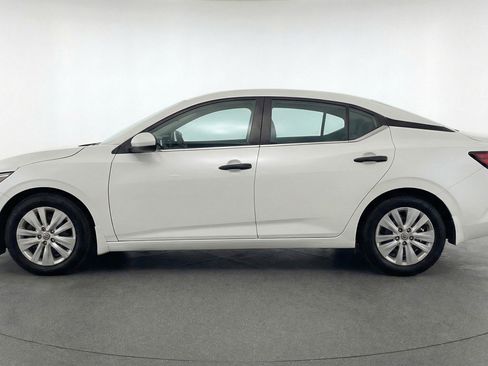 Used 2025 Nissan Sentra S image 5