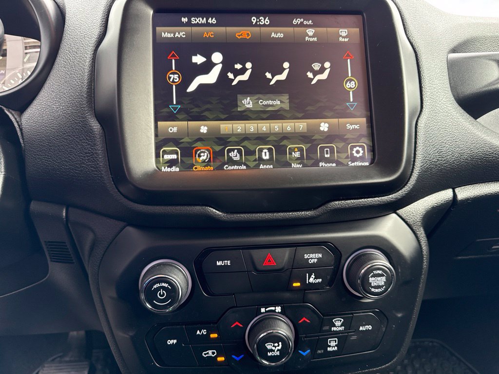 Used 2023 Jeep Renegade Limited AWD/4WD image 20