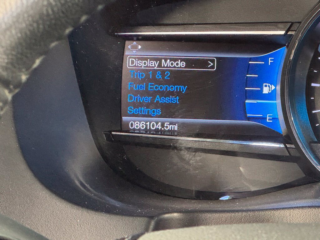 Used 2017 Ford Explorer XLT w/ Equipment Group 202A AWD/4WD image 17