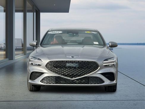 Used 2025 Genesis G70 2.5T w/ Sport Prestige Package image 9