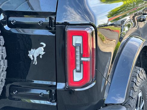 Used 2023 Ford Bronco Outer Banks AWD/4WD image 25