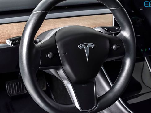 Used 2019 Tesla Model 3 Standard Range Plus RWD image 16