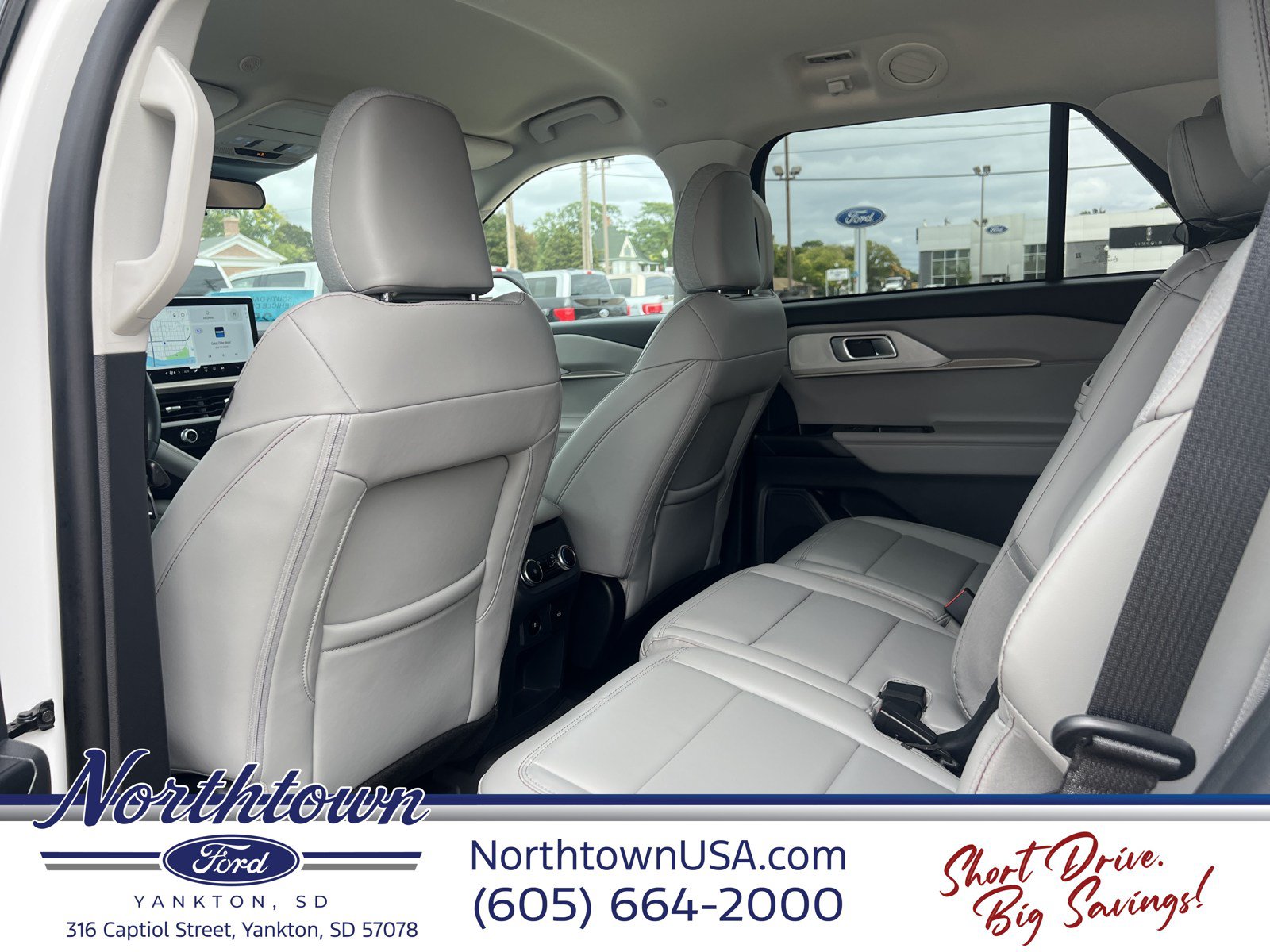 Used 2026 Ford Explorer Active w/ Active Comfort Package AWD/4WD image 26