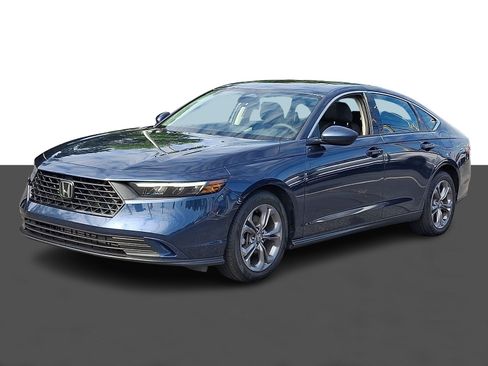 Certified 2024 Honda Accord EX image 3