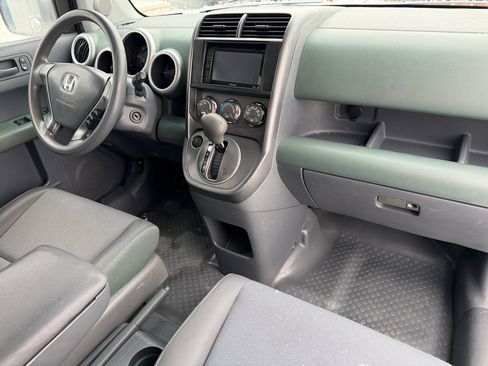 Used 2005 Honda Element LX image 19