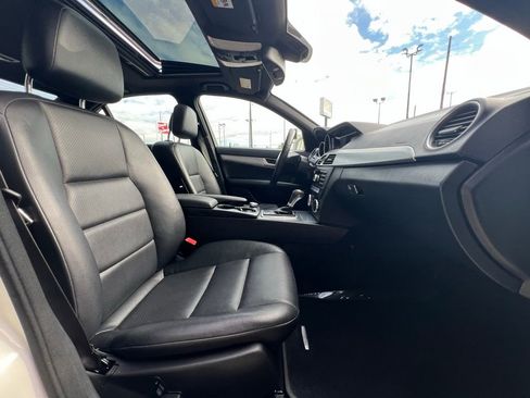 Used 2014 Mercedes-Benz C 250 Sedan image 26