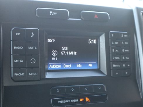 Used 2017 Ford F150 XLT AWD/4WD image 20