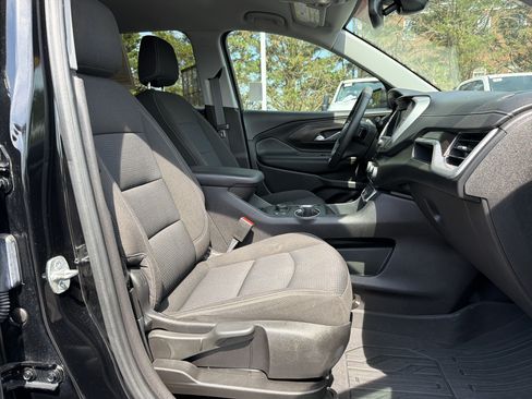 Used 2022 GMC Terrain SLE w/ Driver Convenience Package FWD image 34