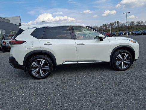 Used 2023 Nissan Rogue SL w/ SL Premium Package AWD/4WD image 7