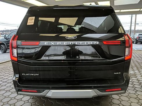 Used 2025 Ford Expedition Max Platinum image 6