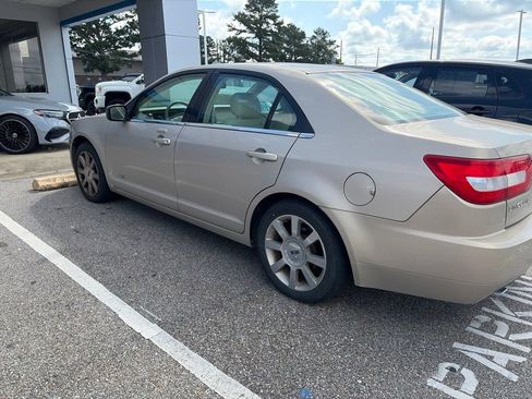 Used 2007 Lincoln MKZ FWD image 3