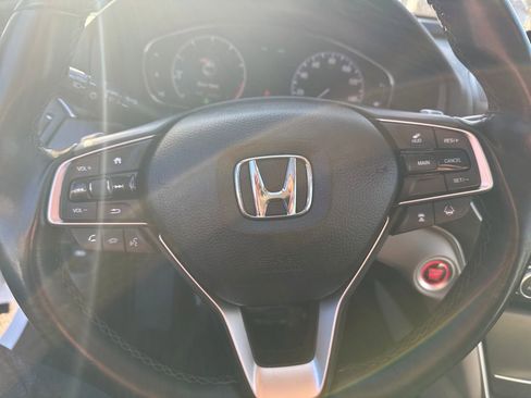 Used 2020 Honda Accord Touring image 21