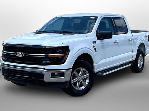 Used 2025 Ford F150 XLT w/ Equipment Group 301A Standard AWD/4WD image 13