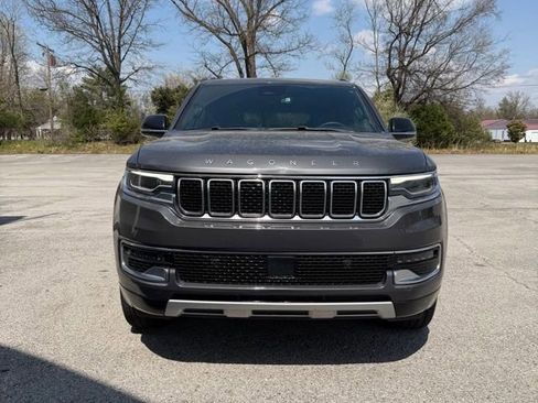 Used 2024 Jeep Wagoneer Series II AWD/4WD image 2