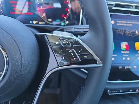 New 2026 Mercedes-Benz E 350 4MATIC Sedan image 31