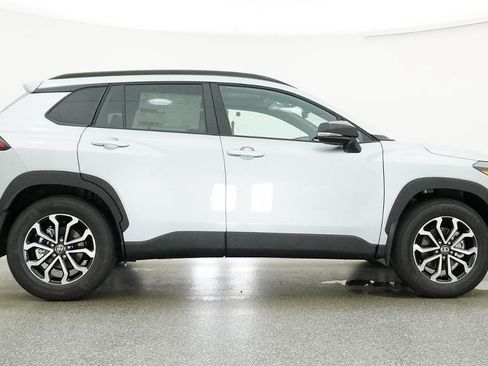 New 2026 Toyota Corolla Cross AWD Hybrid w/ Moonroof Package image 48