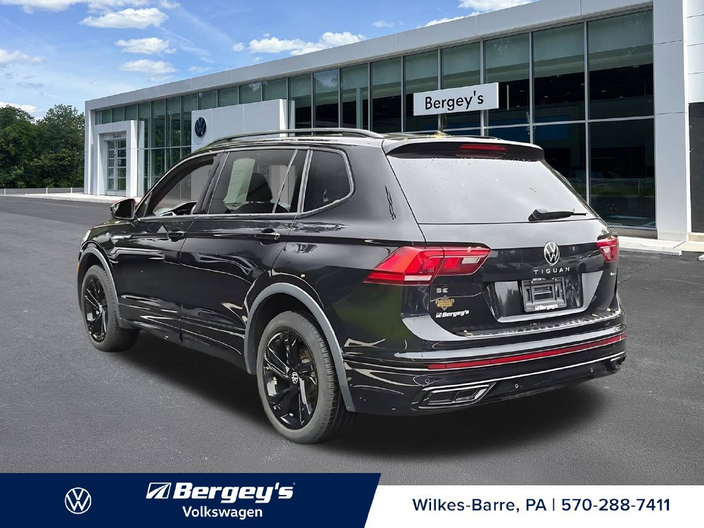 Certified 2024 Volkswagen Tiguan SE R-Line AWD/4WD image 8