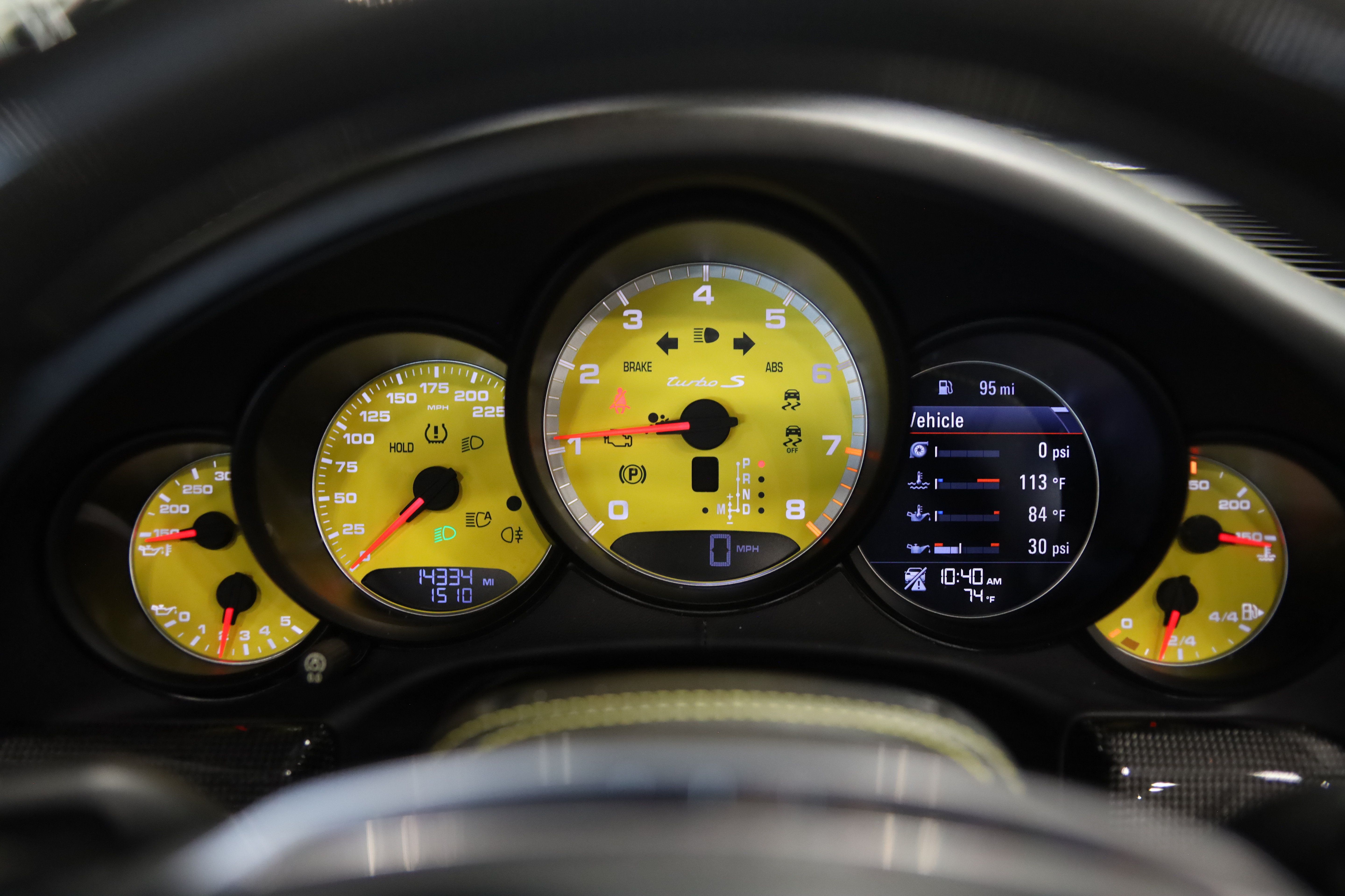 Used 2015 Porsche 911 Turbo S AWD/4WD image 30