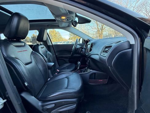 Used 2017 Jeep Compass Trailhawk w/ Leather Interior Group image 34