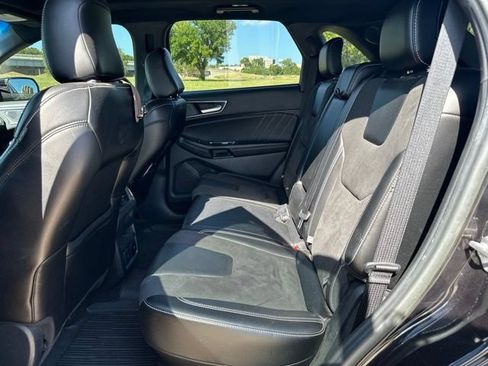 Used 2020 Ford Edge ST w/ Equipment Group 401A AWD/4WD image 9