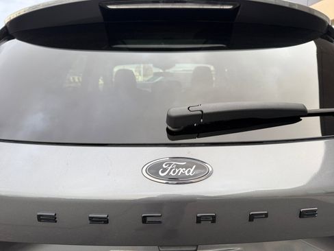 Used 2022 Ford Escape SEL w/ SEL Stealth AWD Package image 24