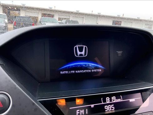 Used 2014 Honda Pilot Touring image 31