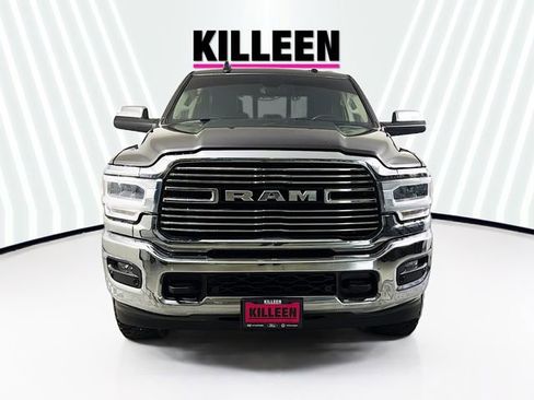 Used 2022 RAM 2500 Laramie AWD/4WD image 2