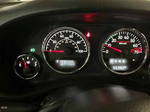 Used 2017 Jeep Wrangler Unlimited Rubicon image 16