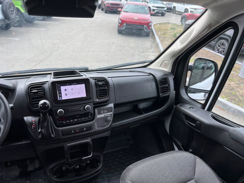 Used 2025 RAM ProMaster 2500 w/ Convenience Group FWD image 35