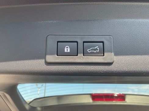 Used 2024 Subaru Ascent Onyx Edition AWD/4WD image 11