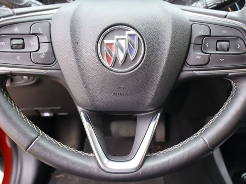 Used 2020 Buick Encore GX Essence w/ Experience Buick Package FWD image 11