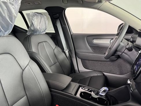 New 2026 Volvo XC40 B5 Plus w/ Protection Package Premier AWD/4WD image 2