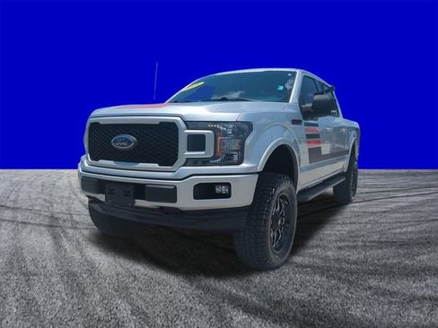 Used 2018 Ford F150 XLT w/ Equipment Group 302A Luxury AWD/4WD image 8