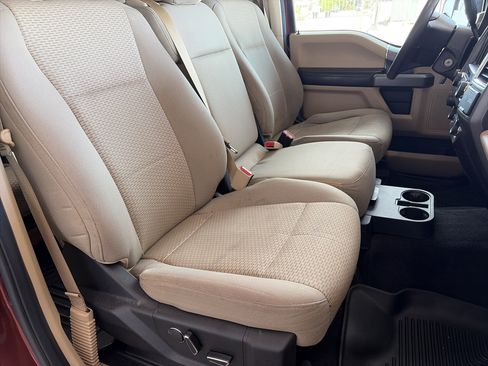 Used 2016 Ford F150 XLT w/ Equipment Group 302A Luxury AWD/4WD image 15