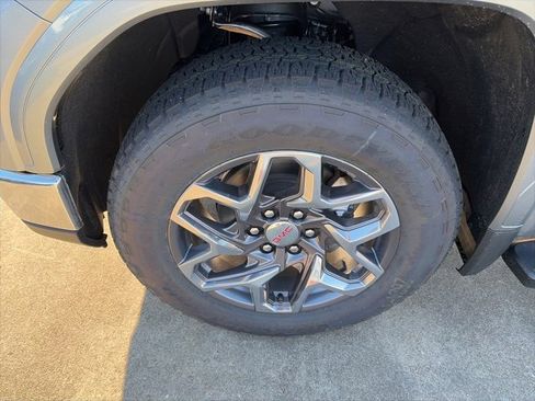 New 2026 GMC Sierra 1500 SLT w/ SLT Premium Plus Package image 10