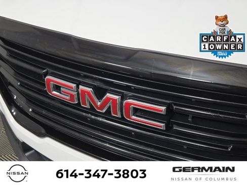 Used 2023 GMC Terrain SLT w/ Elevation Edition AWD/4WD image 14