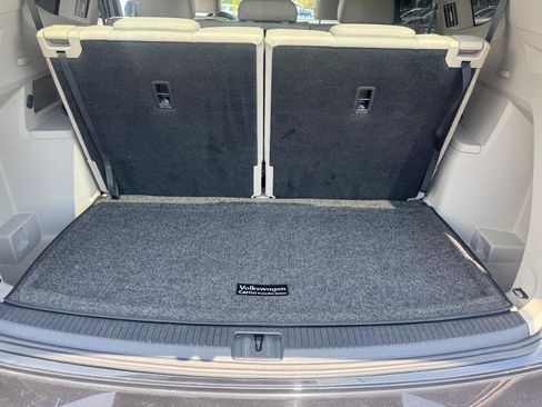 Used 2018 Volkswagen Atlas SEL FWD image 18