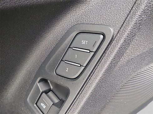 New 2025 Audi Q3 2.0T Premium image 12