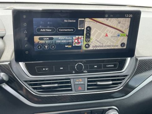 Used 2023 Nissan Altima 2.5 SR w/ SR Premium Package FWD image 17