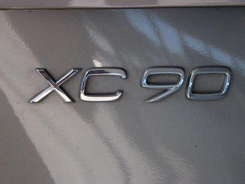 Used 2021 Volvo XC90 T6 Inscription w/ Lounge Package image 21