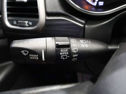 Used 2020 Jeep Grand Cherokee Laredo AWD/4WD image 28