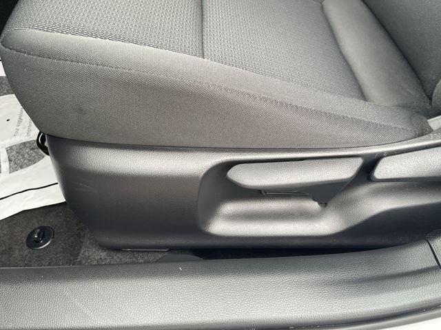 Used 2026 Toyota Prius LE FWD image 13
