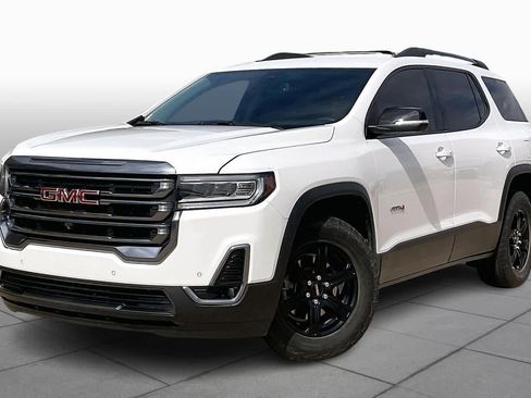 Certified 2022 GMC Acadia AT4 w/ Technology Package image 3